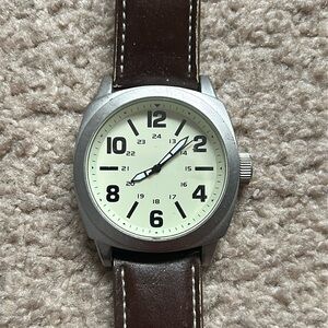FMD men’s vintage brown/silver adjustable wristwatch one size measurements shown